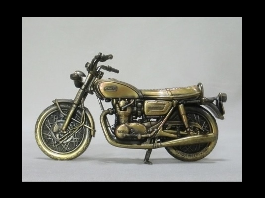 ԁ@YAMAHA XS 650@IuWF