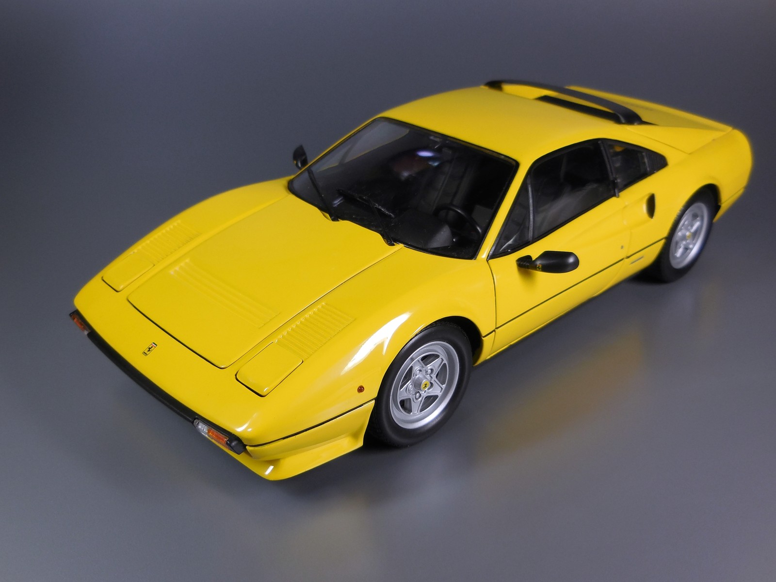 Ferrari 308 GTB Quattrovalvole 1982