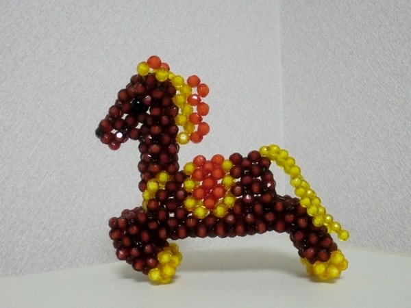 ビーズの馬