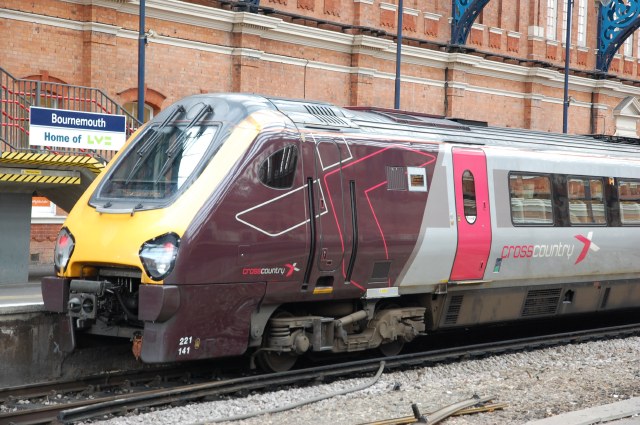イギリスの特急列車・クロスカントリー