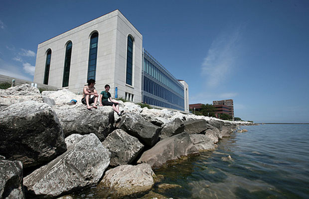 �A�����J�ōł��J�b�R������w�̐}����