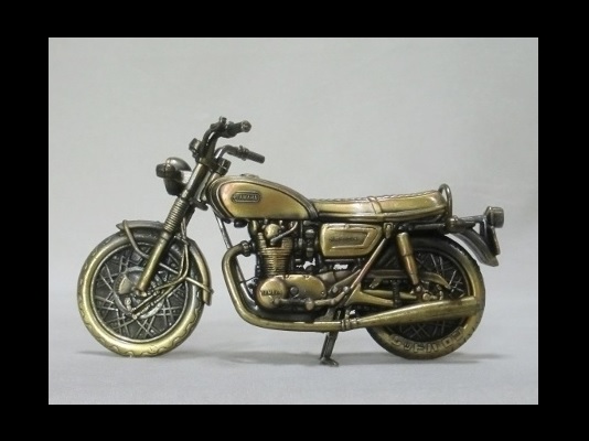 名車　YAMAHA XS 650　オブジェ