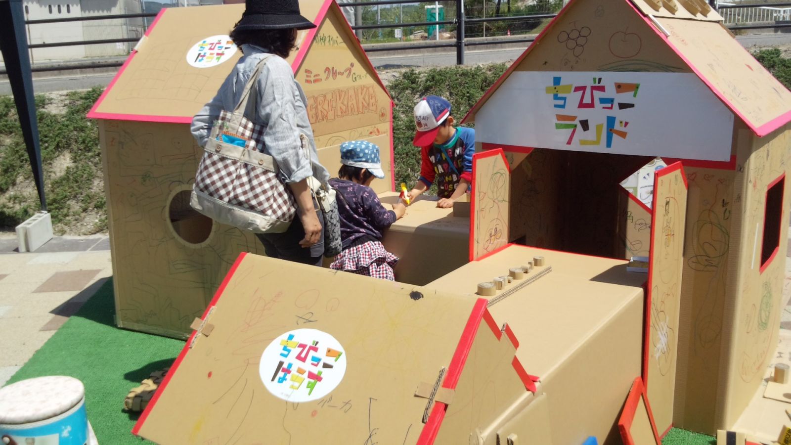 キャラクターフェスティバルinモリコロパークVol.1〜着ぐるみ・コスプレ大集合〜ピザ焼き体験