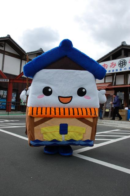 �ӂȂ�񋞓s�{�ɍ���